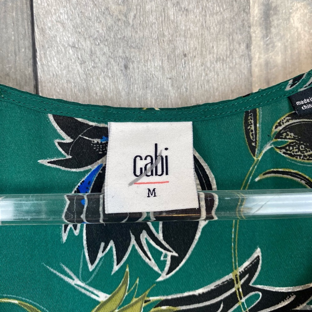 CAbi Green Floral Hi Lo Ruffle Hem Tank Size Medium. - Picture 7 of 9